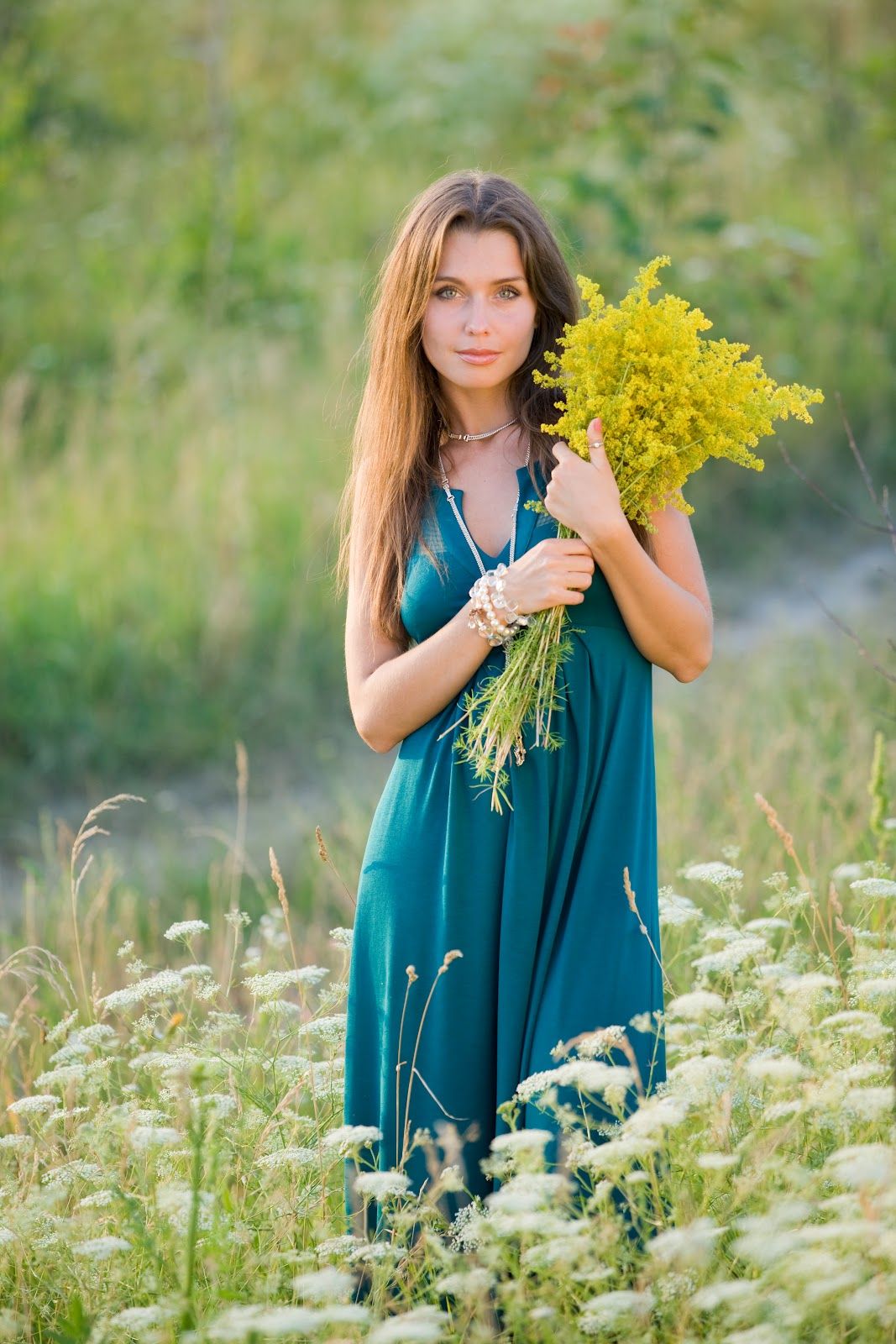 Slavic women in Donetsk