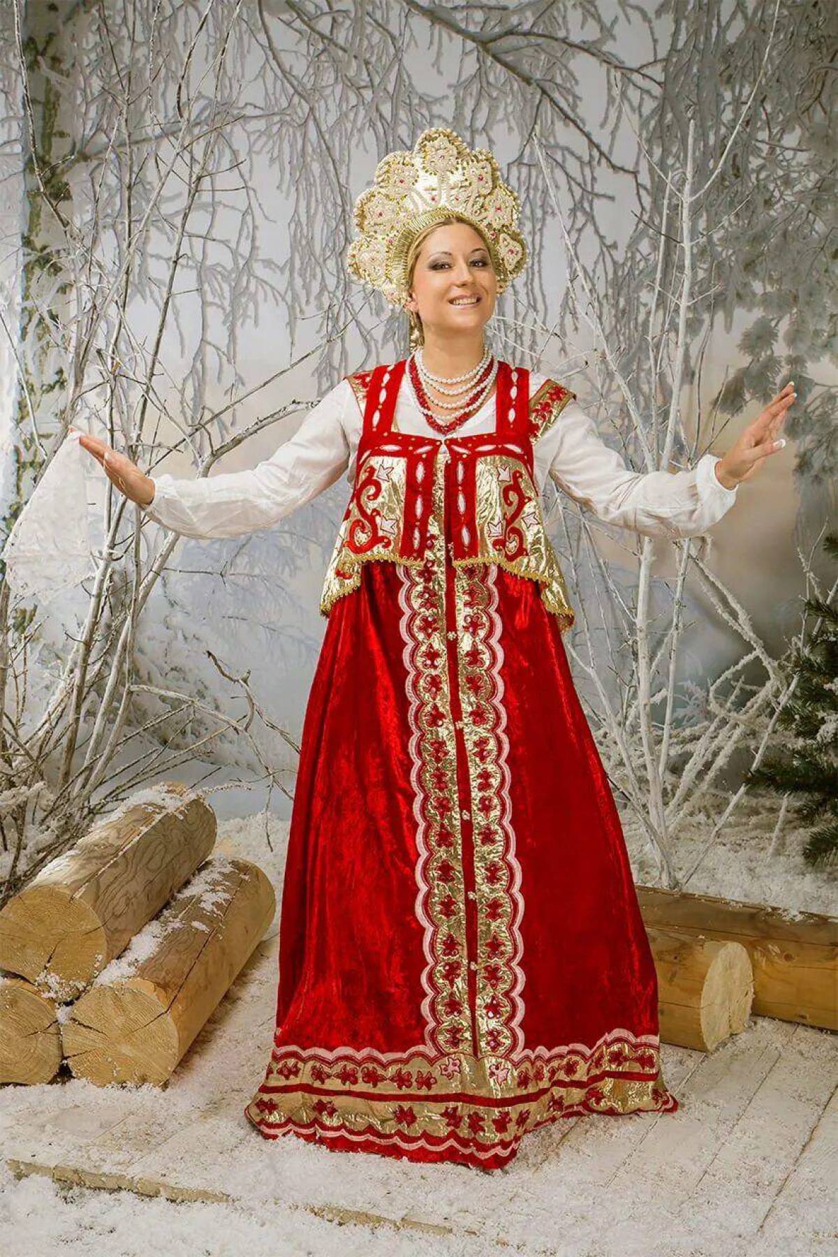 Girls in Slavic costumes in Donetsk